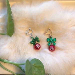 Holiday Season Clip-on Earrings!